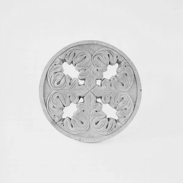Acanthus Leaf Stepstone - Image 2
