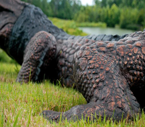 Alligator Fountain Bronze Statue - Image 4