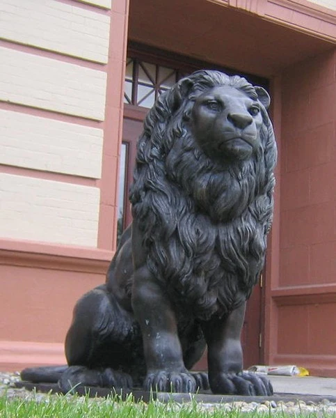 Bronze Lions Pair Sitting Monumental Statues - Image 7