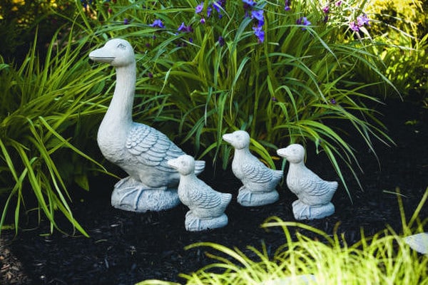 Geese Set Cement Garden Statues - Image 3