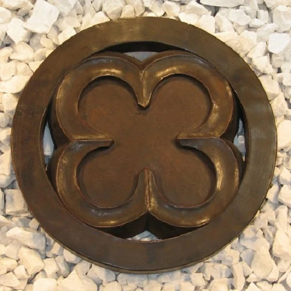 Gothic Quatrefoil Stepstone