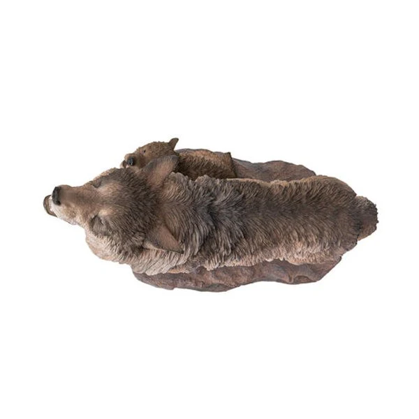 Howling Wolves Sculpture - Image 4