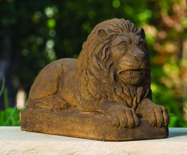Lion Laying Down Cement Garden Sculpture 16.5" Long - Image 5