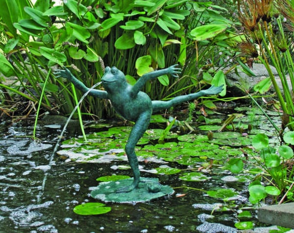 Leaping Frog Water Feature 23" High
