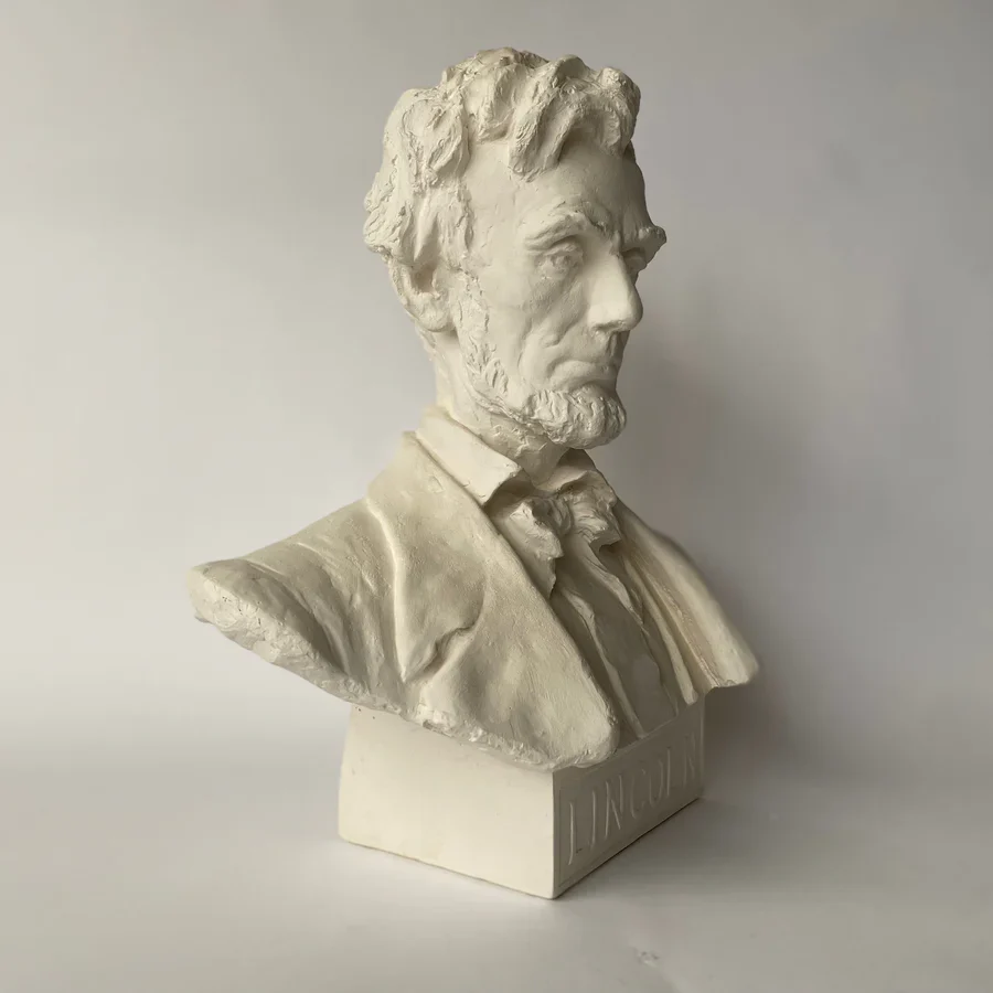 Abraham Lincoln Presidential Bust – Historic 24” Sculpture - Image 3