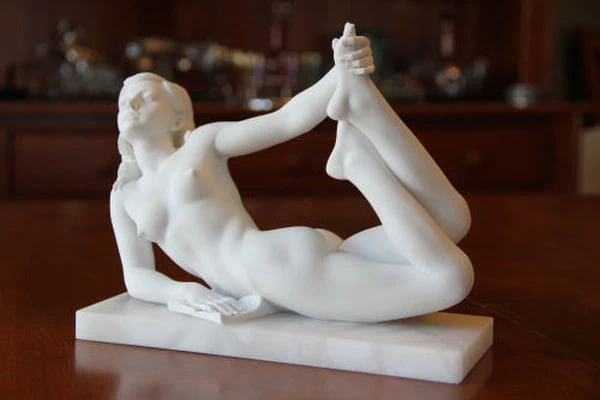 Lolita In Repose Statue - Nude Woman - Image 3