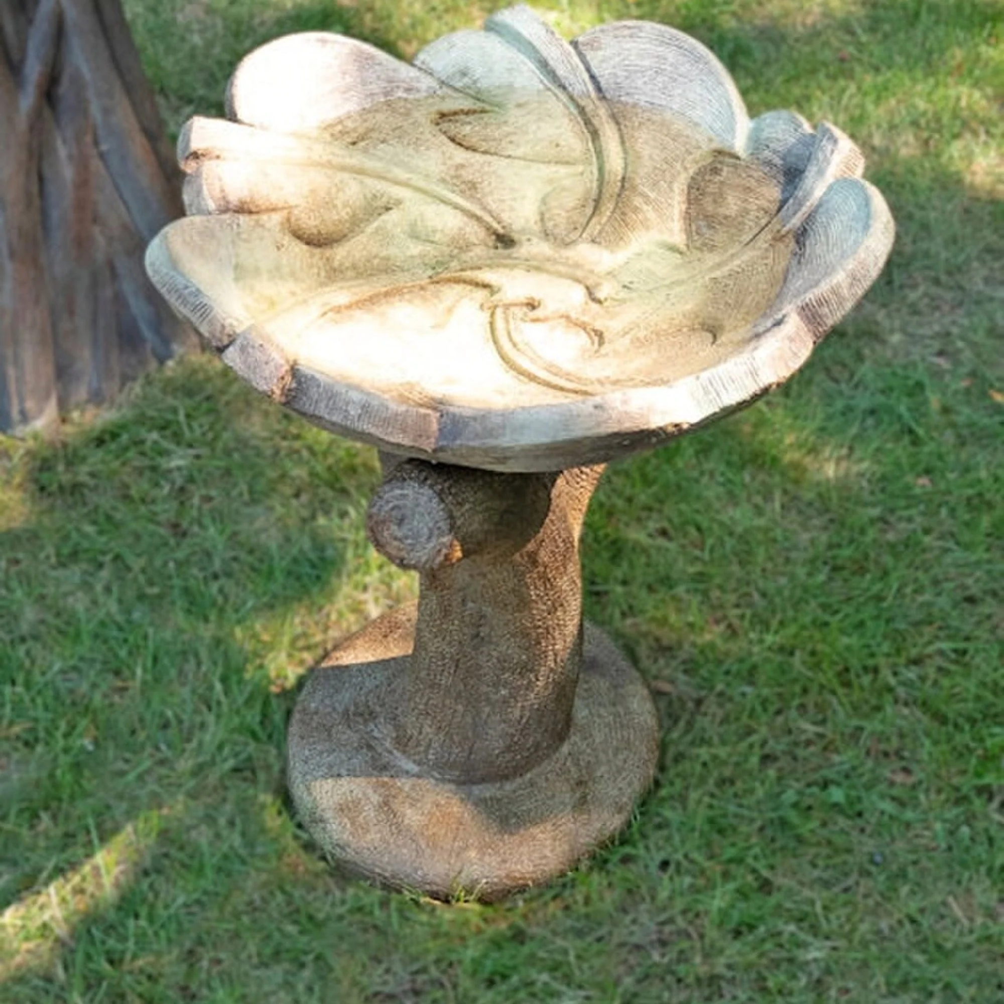 Maple Leaf Birdbath Garden Sculpture - Image 2