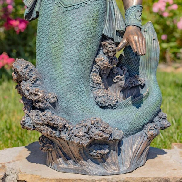 Merman Garden Sculpture Throwing Trident - Image 3