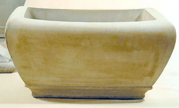 Monterey Planter  12" High