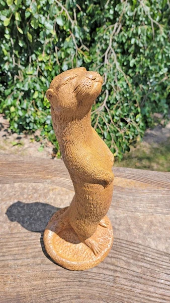 Otter Piped Water Feature Cement Sculpture - Image 2