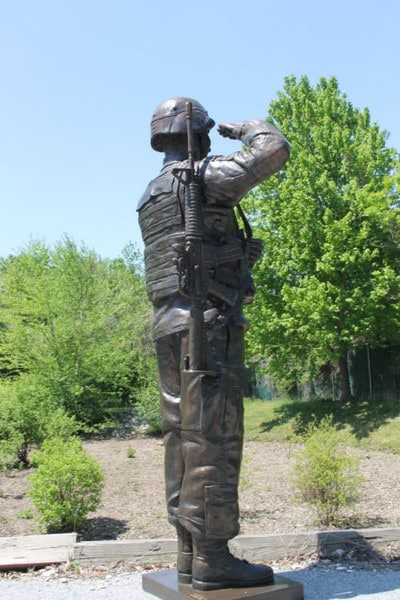 Saluting Soldier War Memorial Statue Life-Size - Image 3