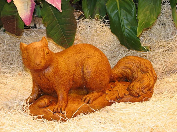 Stone Squirrel Statue 5.75" Tall - Image 2