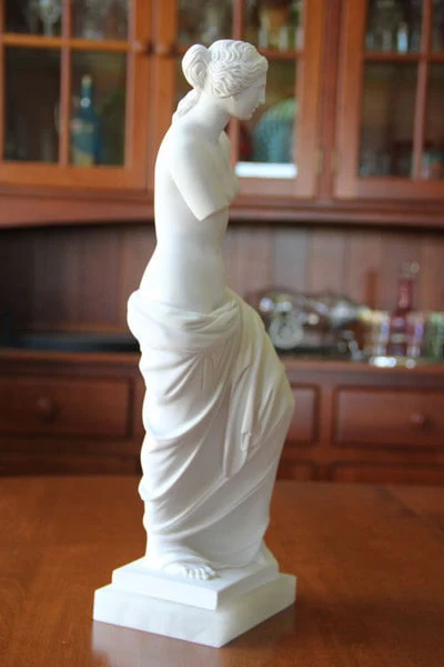 Venus de Milo – Aphrodite of Melos 15" High Marble Statue - Image 4