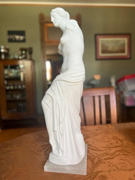 Venus De Milo Sculpture 25" High - Image 2