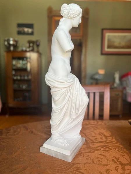 Venus De Milo Sculpture 25" High - Image 3