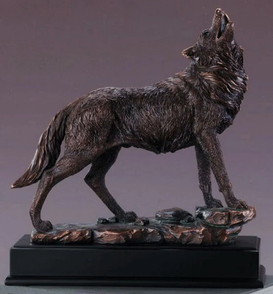 Wolf Howling Sculpture